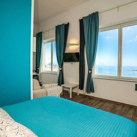 Marlove Sea View Siraküza Dış mekan fotoğraf