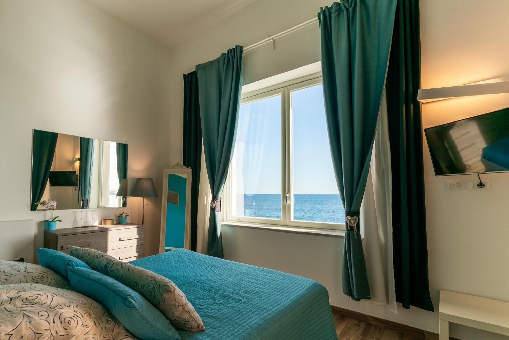 Marlove Sea View Siraküza Dış mekan fotoğraf