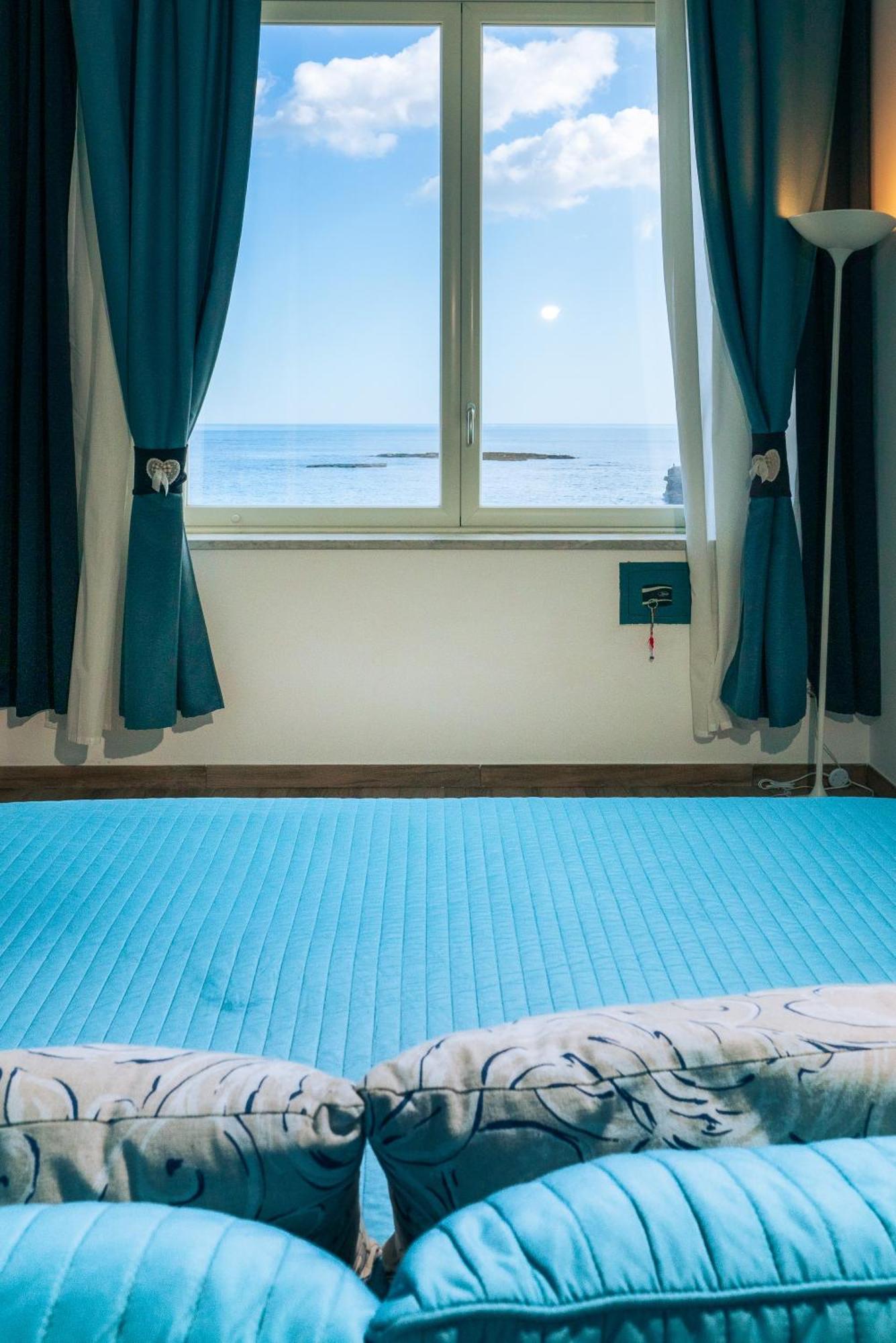 Marlove Sea View Siraküza Dış mekan fotoğraf